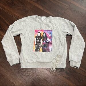 D Signed Descendants Graphic Sweatshirt Large Girls Laced Gray Pullover Cotton